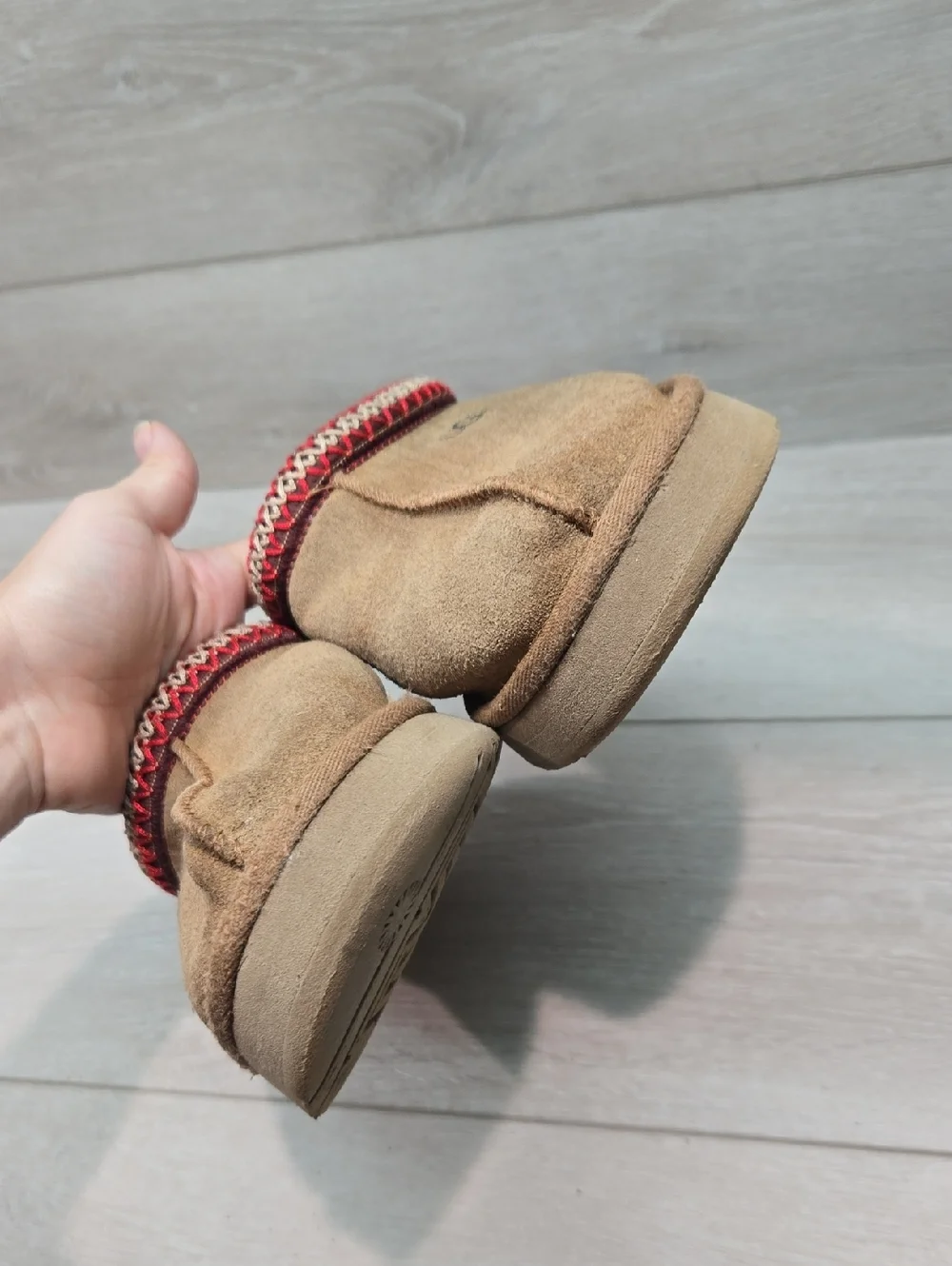 UGG good slip